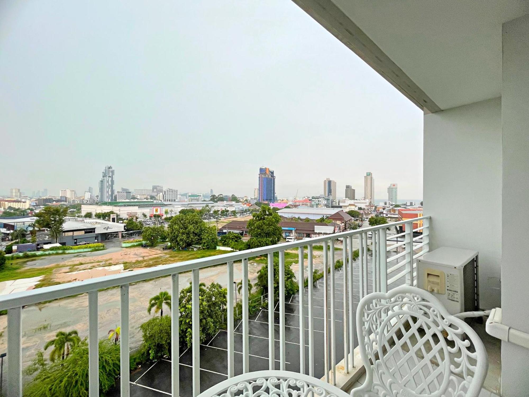 Baan Pattaya By Sabai Otel Dış mekan fotoğraf
