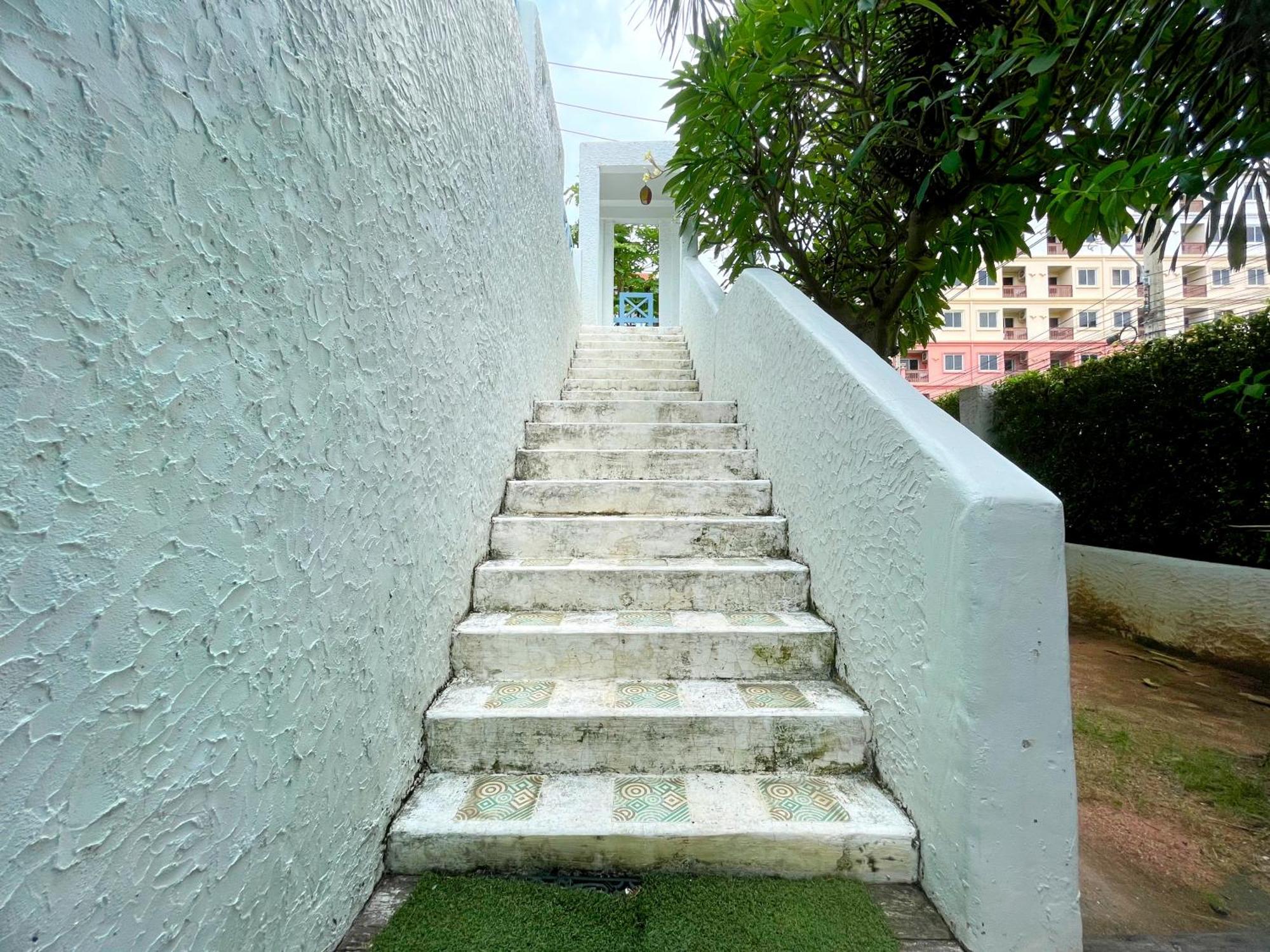 Baan Pattaya By Sabai Otel Dış mekan fotoğraf